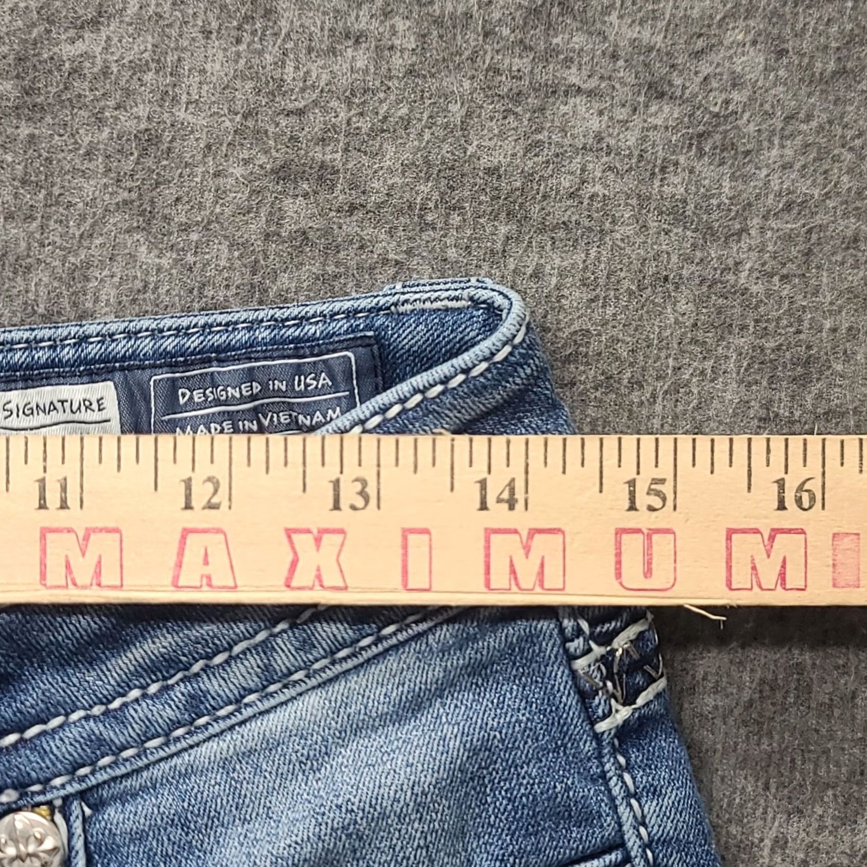 Miss Me Miss Me Cut Off Shorts Womens 27 Regular Low Rise Distressed Stretch Denim Blue 5-Pocket Size 27" / US 4 / IT 40 - 4 Thumbnail