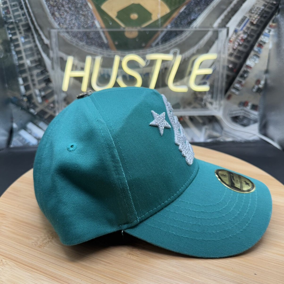 HELLSTAR Hellstar OG Logo Rhinestone Cap Green (FW24) Size ONE SIZE - 3 Thumbnail