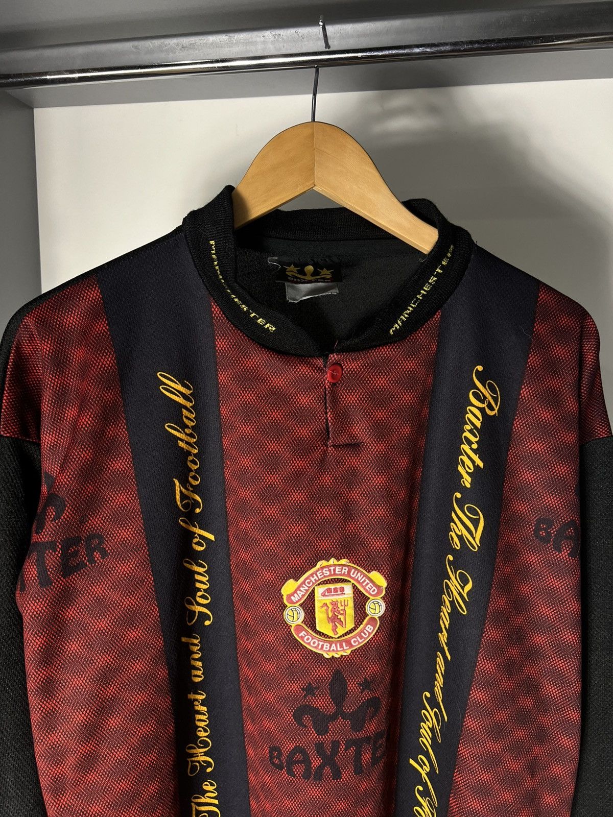 Vintage VERY RARE MANCHESTER UNITED ENGLAND SOCCER JERSEY RETRO 90s Size US M / EU 48-50 / 2 - 10 Thumbnail