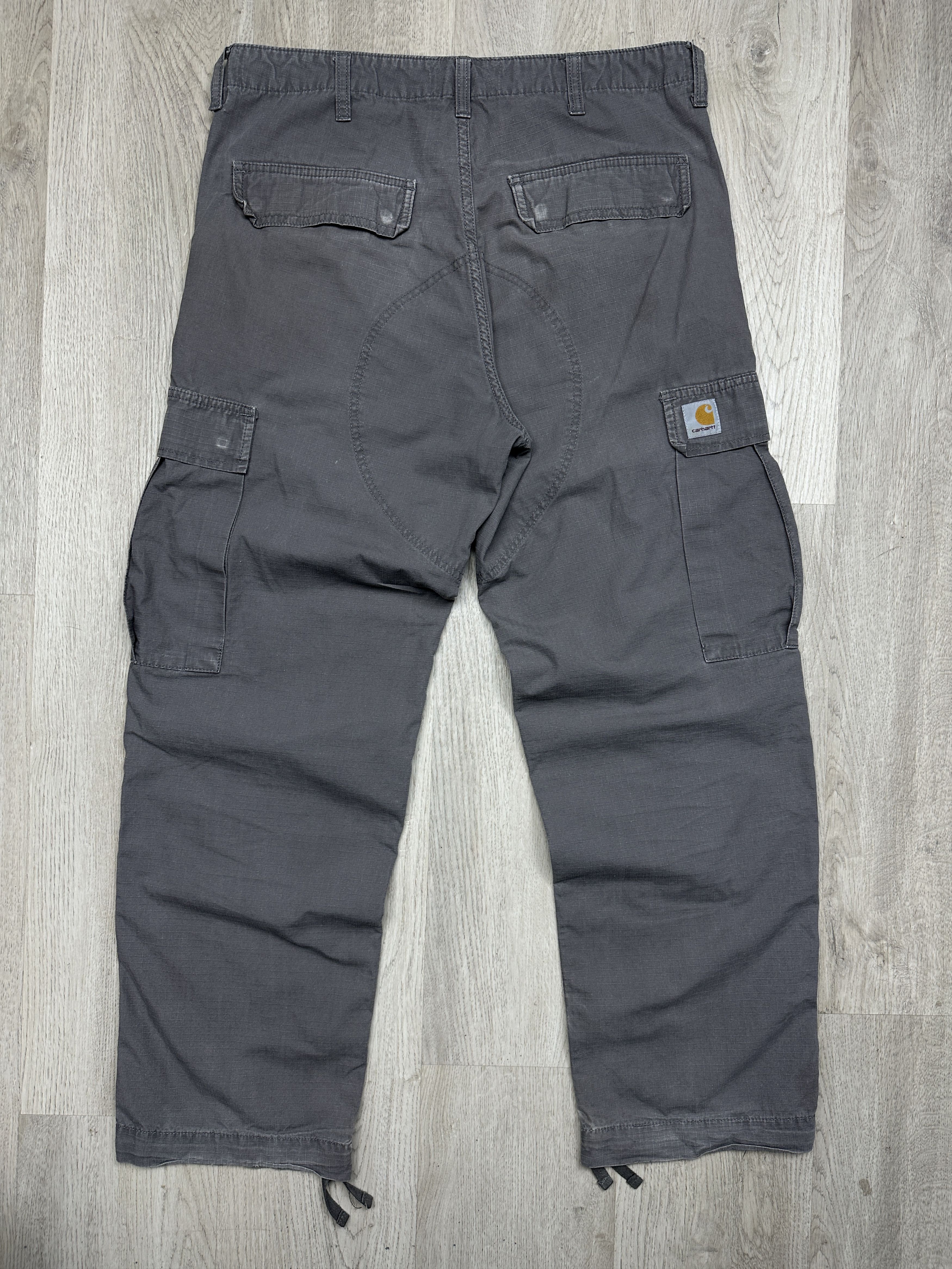 Carhartt Wip Carhartt WIP Mens Regular Cargo Pants Y2K Size US 32 / EU 48 - 1 Thumbnail