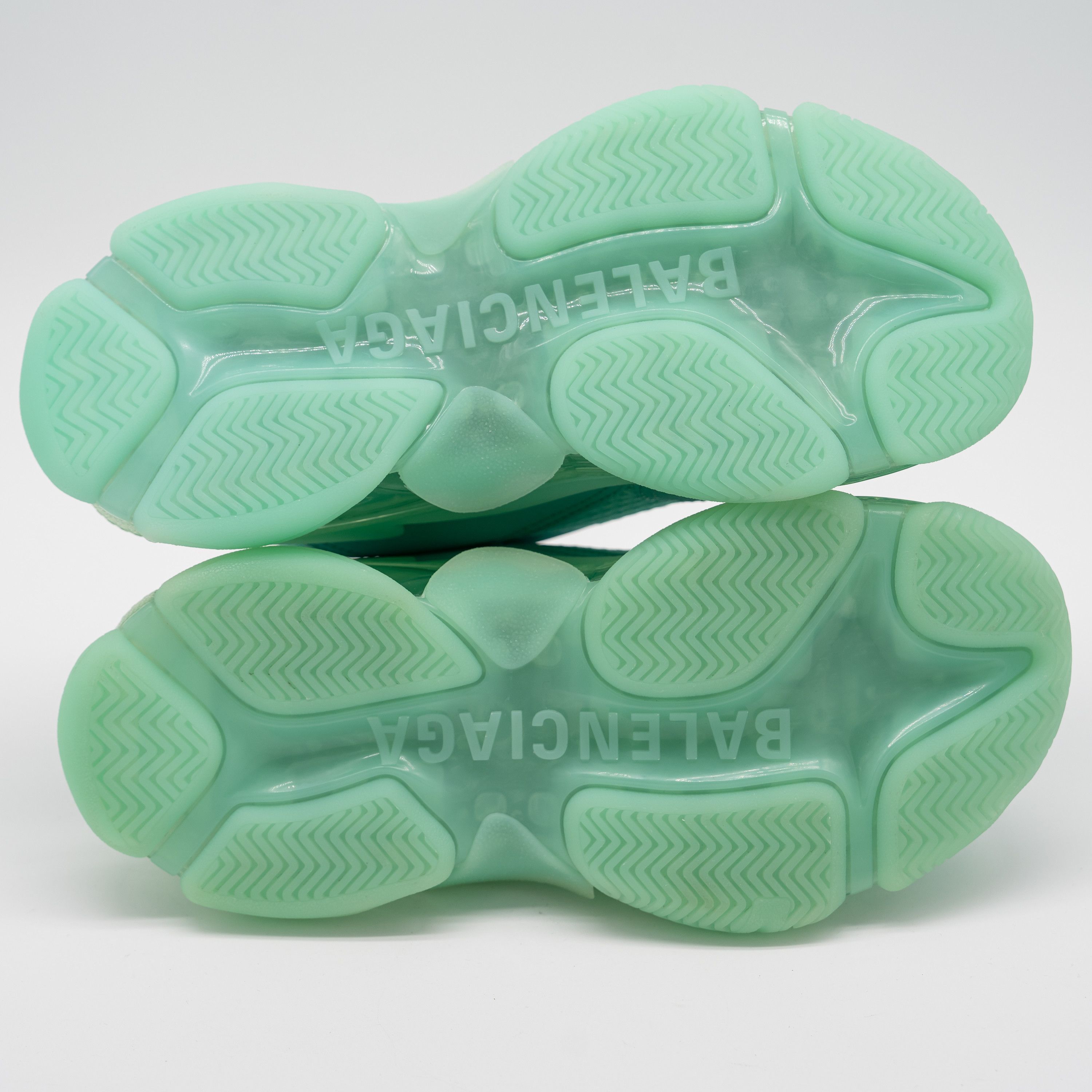 Balenciaga 37 EU / 7 US Balenciaga Triple S Sneakers Mint Green Size US 7 / IT 37 - 6 Thumbnail