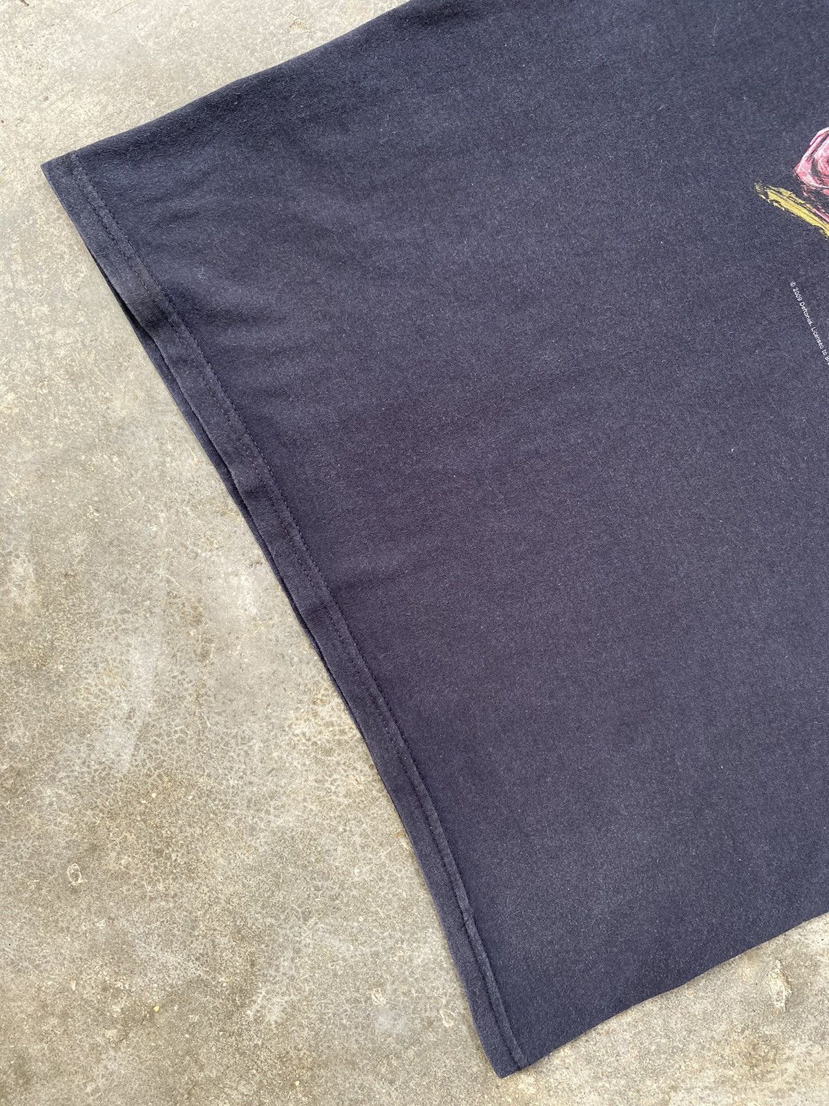Band Tees Rare🔥Vintage Deftones Skull & Roses band Tees Size US S / EU 44-46 / 1 - 7 Thumbnail