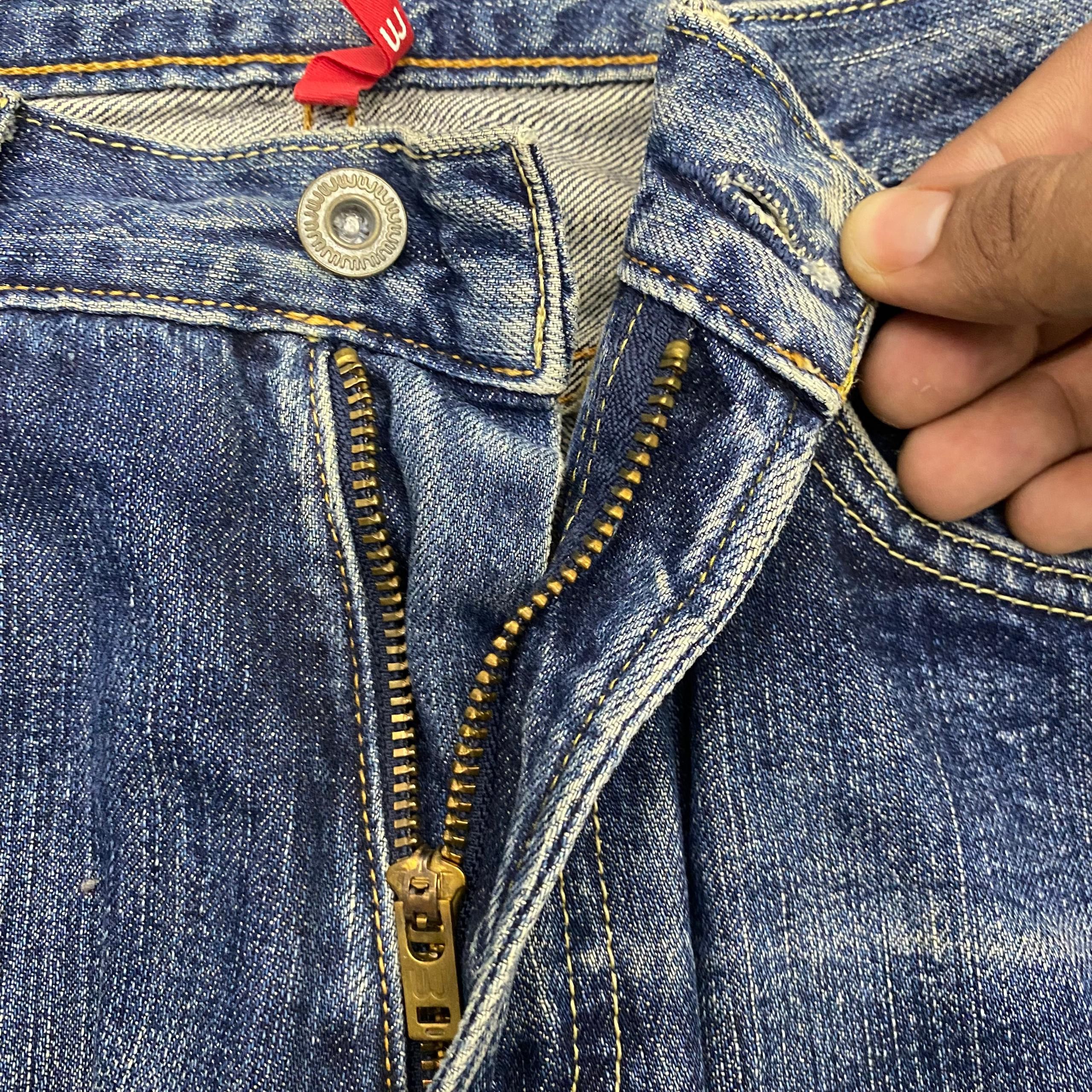 Japanese Brand 💥Best Offer💥Vintage Uniqlo Jeans Distressed Denim Size US 30 / EU 46 - 13 Thumbnail