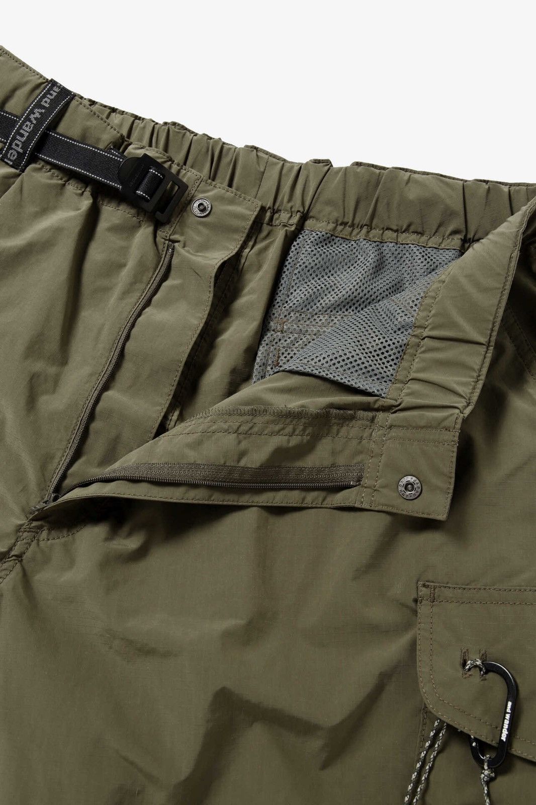 And Wander and Wander Oversized Cargo Short Pants Size US 32 / EU 48 - 18 Thumbnail