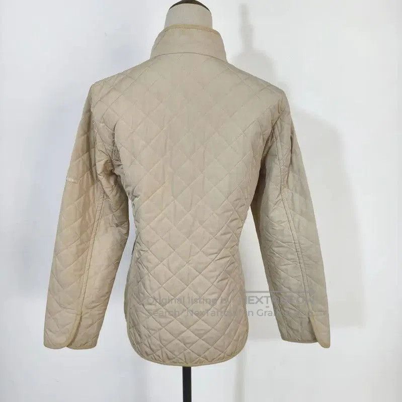 Burberry Burberry Quilted Winter Jacket in Beige. Size M / US 6-8 / IT 42-44 - 6 Thumbnail