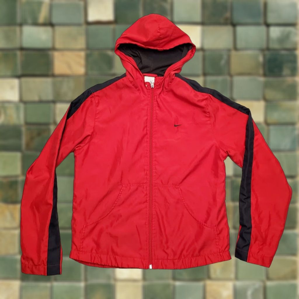 Nike VINTAGE Nike Hoodie Womens S Red Hooded Jacket Swoosh Logo Casual Outdoors Jacket Size S / US 4 / IT 40 - 1 Thumbnail
