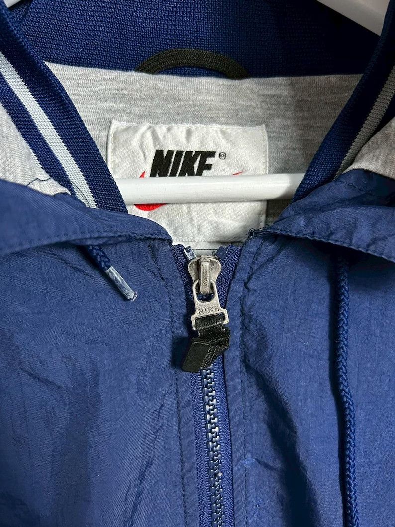 Nike Vintage 90s Nike Jacket size L Size US L / EU 52-54 / 3 - 4 Thumbnail