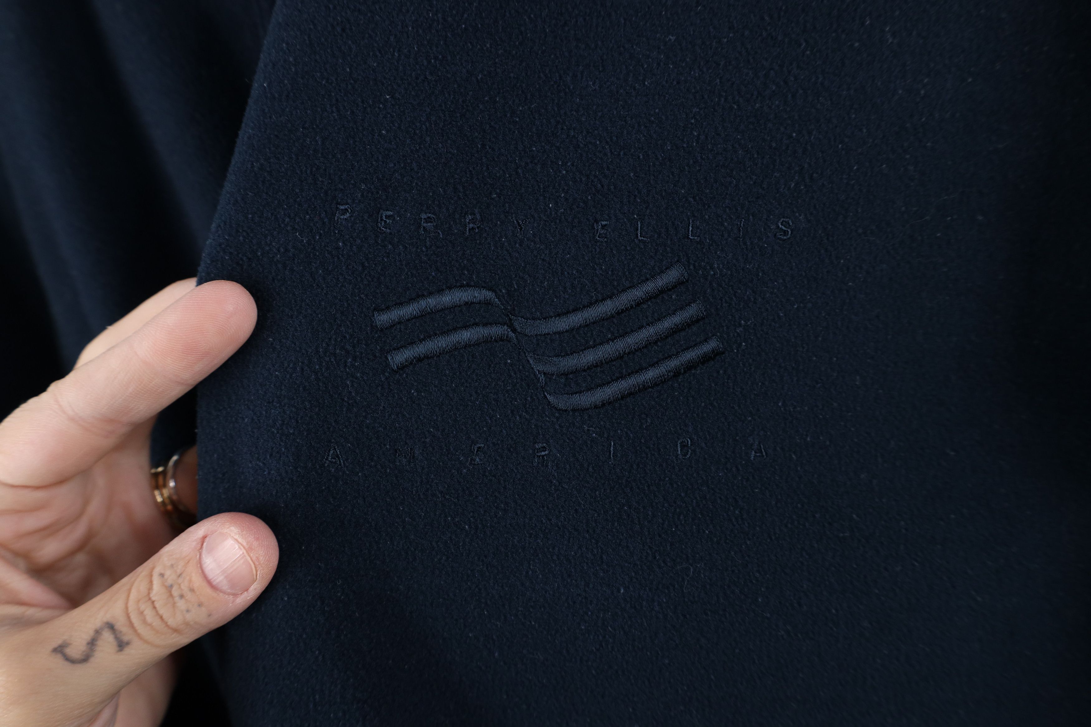 Vintage Vintage 90s Perry Ellis Spell Out Henley Fleece Sweater Blue Size US M / EU 48-50 / 2 - 4 Thumbnail