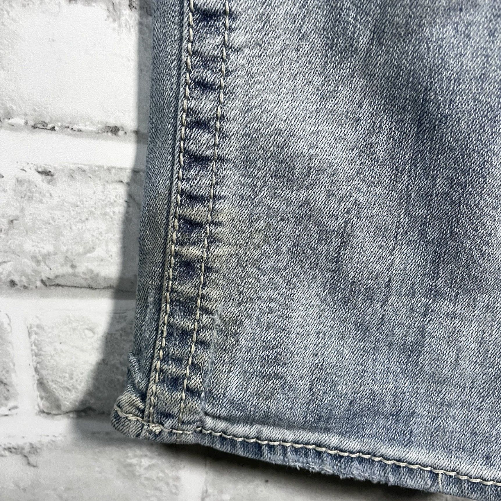 Vintage VINTAGE Salvage Mayhem Straight Regular Fit Ripped Denim Jeans Mens 32x32 Blue Jeans Size US 32 / EU 48 - 4 Thumbnail