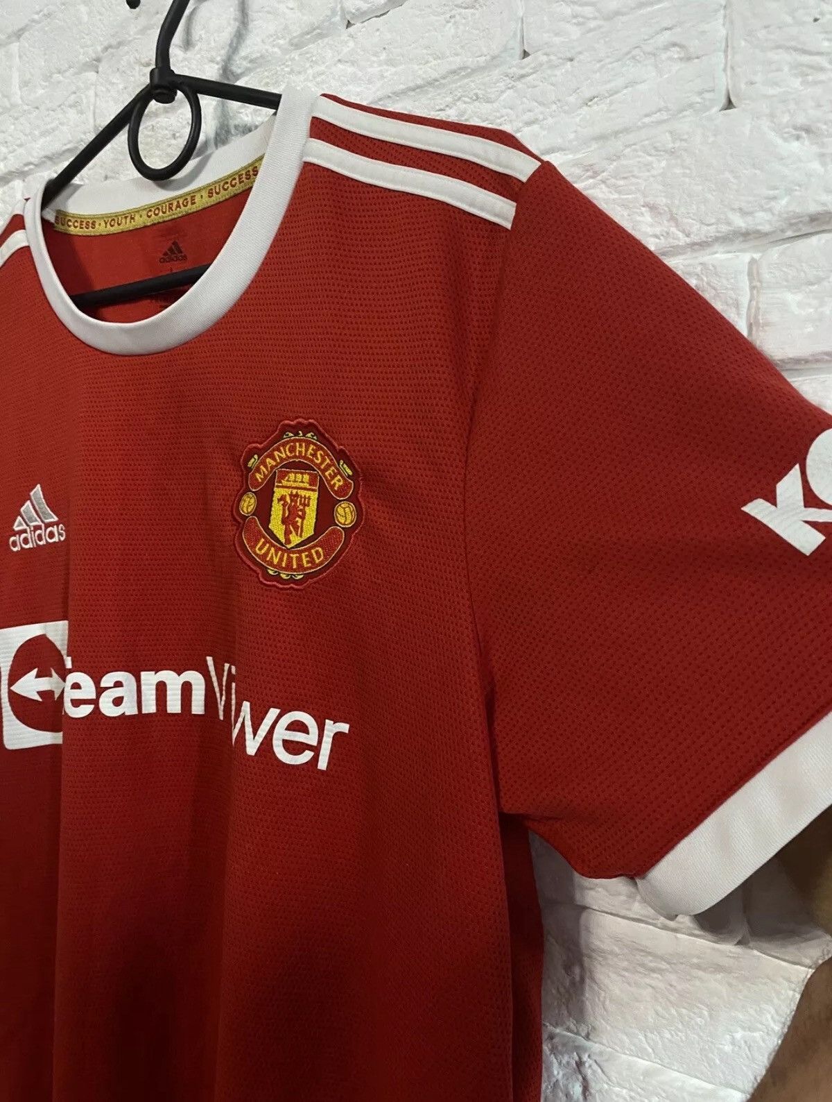 Adidas Adidas Manchester United Jersey Bruno Fernandes 18 Sz L Size US L / EU 52-54 / 3 - 3 Thumbnail