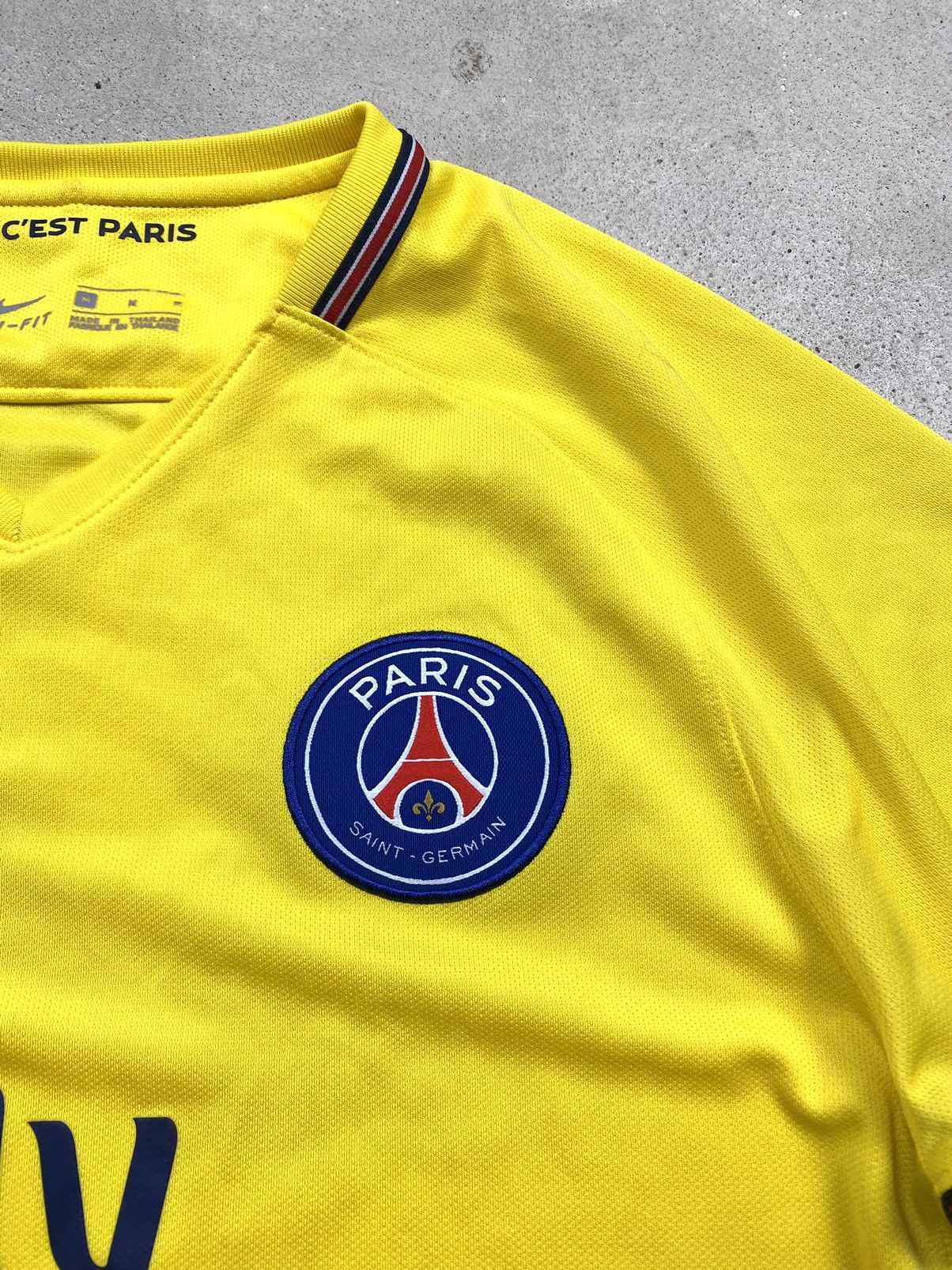 Nike Nike Paris Saint Germain Soccer Jersey T Shirt Hype Y2K Size US M / EU 48-50 / 2 - 7 Thumbnail