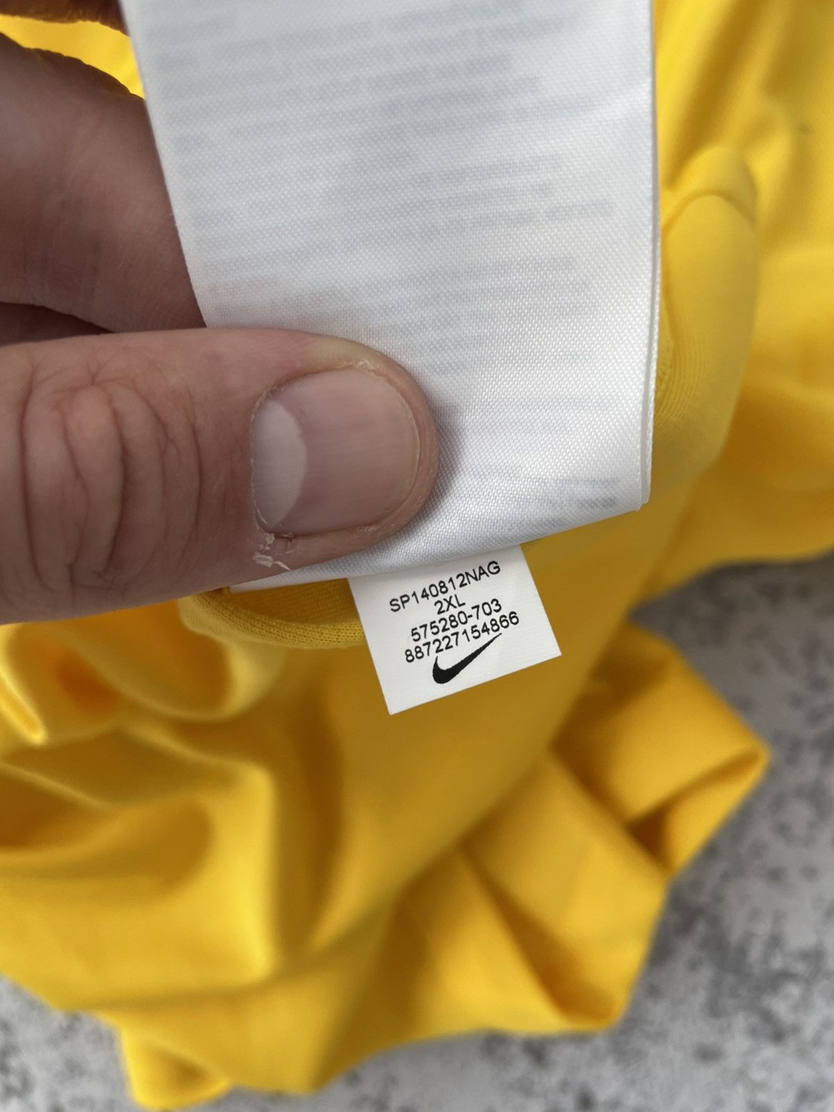 Nike Brazil 🇧🇷 2014 Home Nike Jersey Size US XXL / EU 58 / 5 - 8 Thumbnail