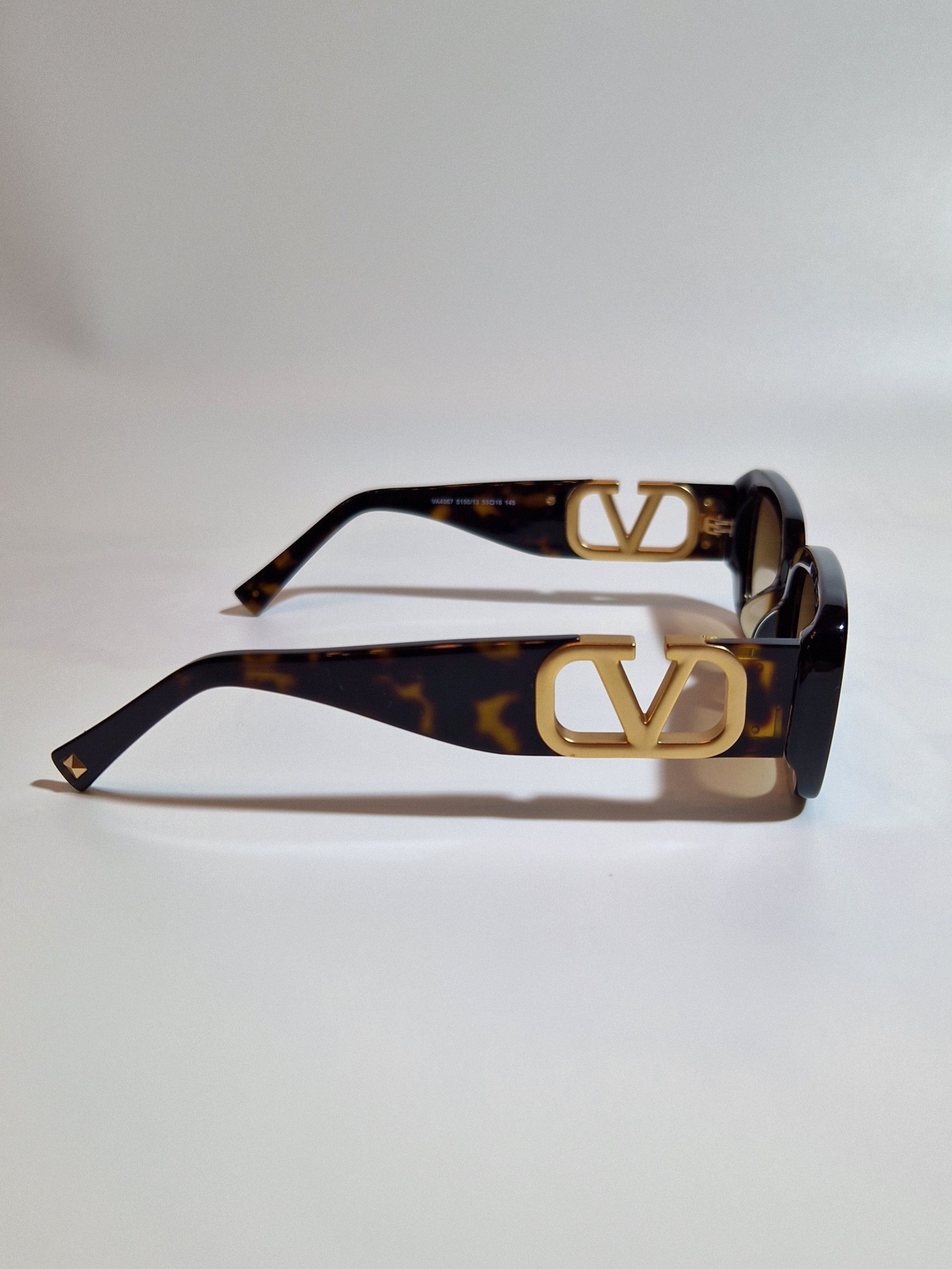 Valentino Valentino VA4067 sunglasses made in Italy luxury Size ONE SIZE - 4 Thumbnail