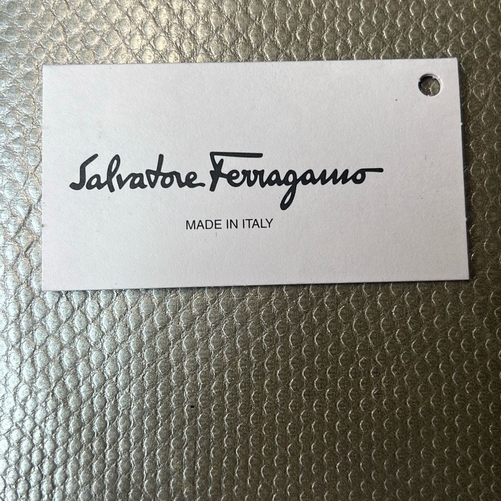 Salvatore Ferragamo NWT Salvatore Ferragamo Silver Leather Python-Print Passport Size ONE SIZE - 8 Thumbnail