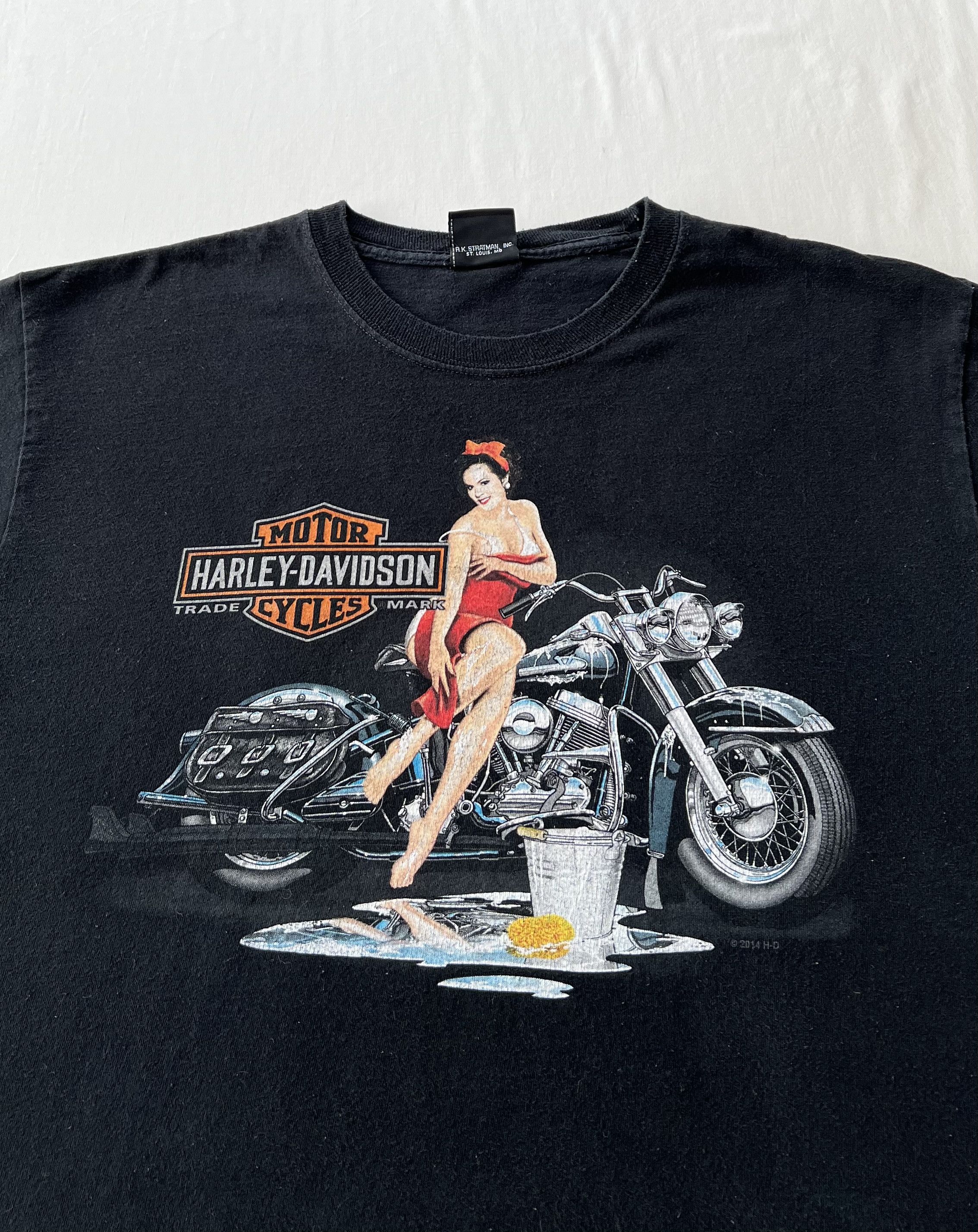 Harley Davidson Vintage 2014 Harley Davidson Sexy Girl Switzerland T-shirt Size US L / EU 52-54 / 3 - 5 Thumbnail