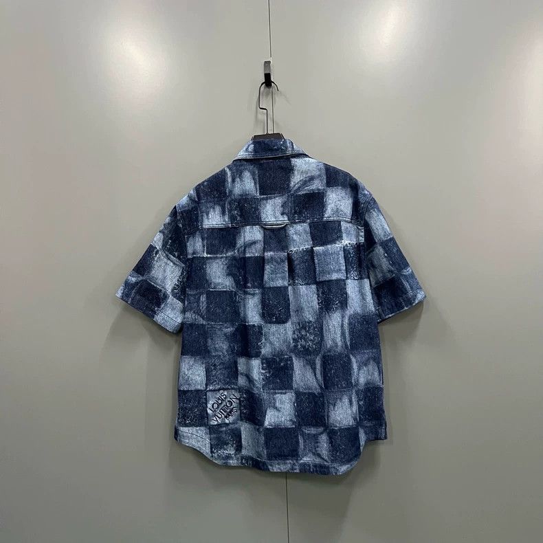 Louis Vuitton Louis Vuitton Blue Check Denim Classic Short Sleeve Shirt Size US L / EU 52-54 / 3 - 2 Thumbnail