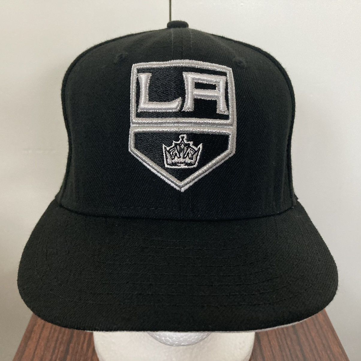 New Era NEW ERA 9FIFTY LOS ANGELES KINGS SNAPBACK HAT CAP NHL HOCKEY Size ONE SIZE - 1 Thumbnail
