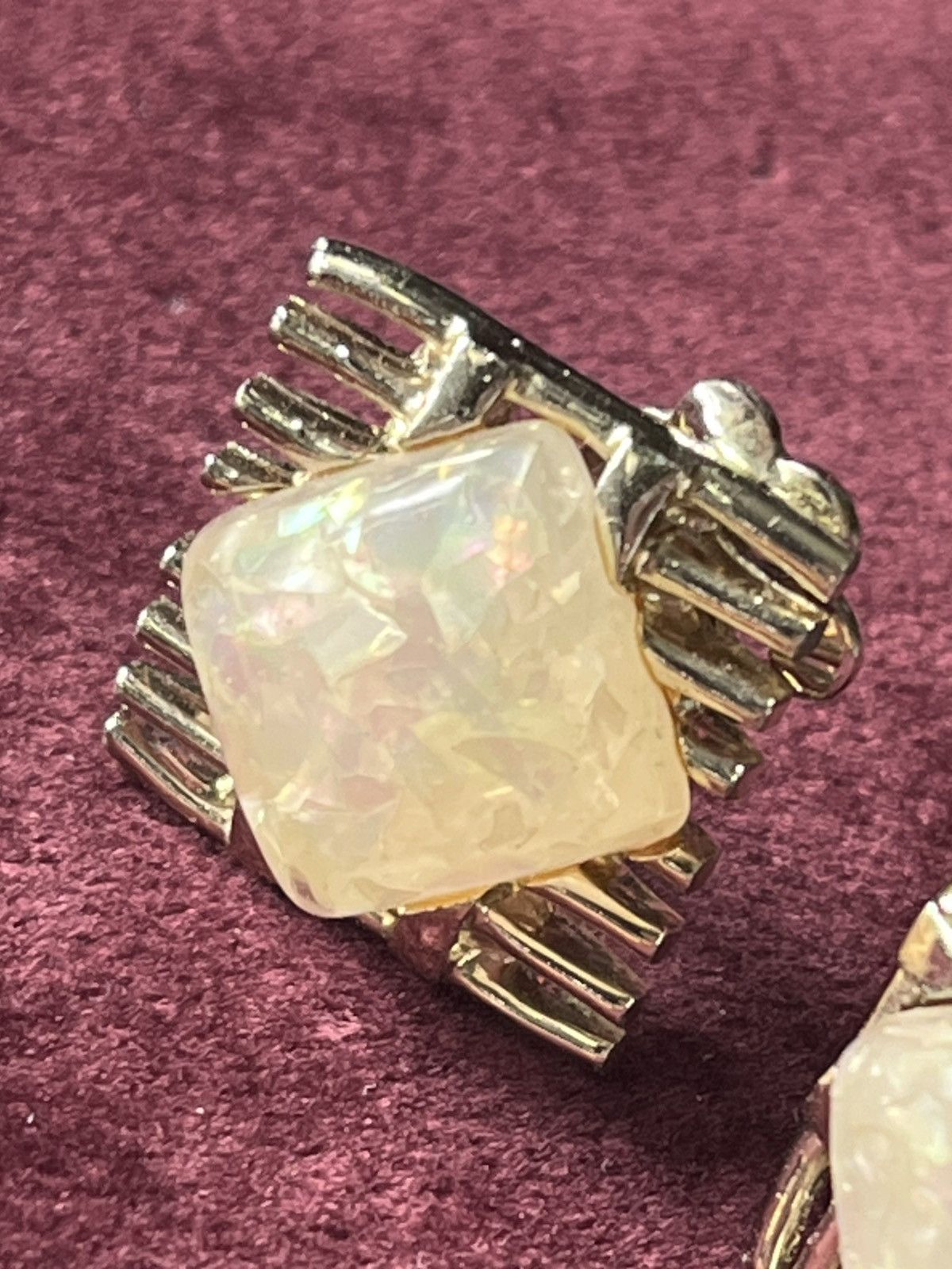 Other Vintage Coro Opalescent Lucite Gold Tone Clip Earrings ‘60s Size ONE SIZE - 2 Thumbnail