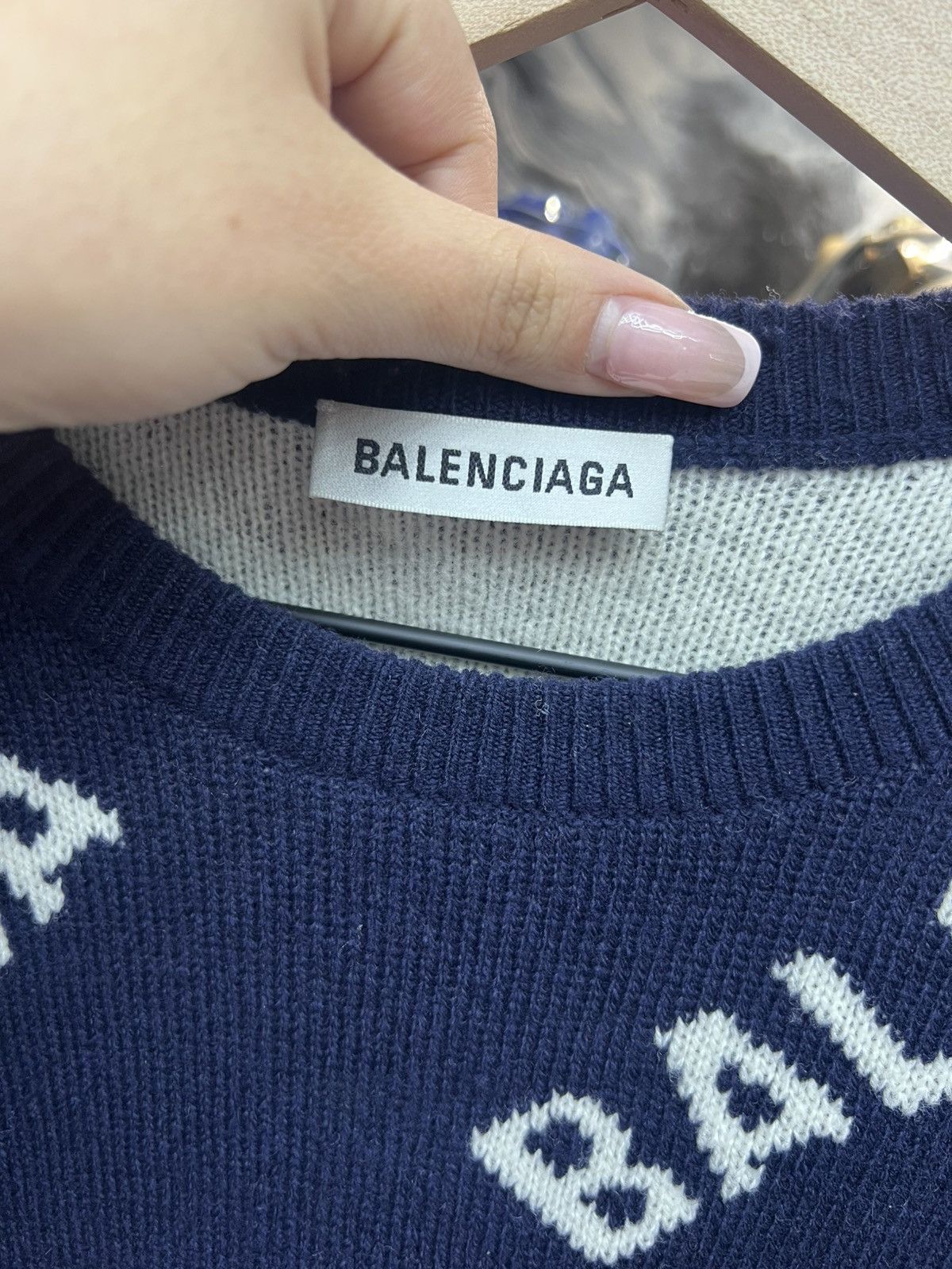 Balenciaga Balenciaga Logo Crewneck Size US L / EU 52-54 / 3 - 7 Thumbnail