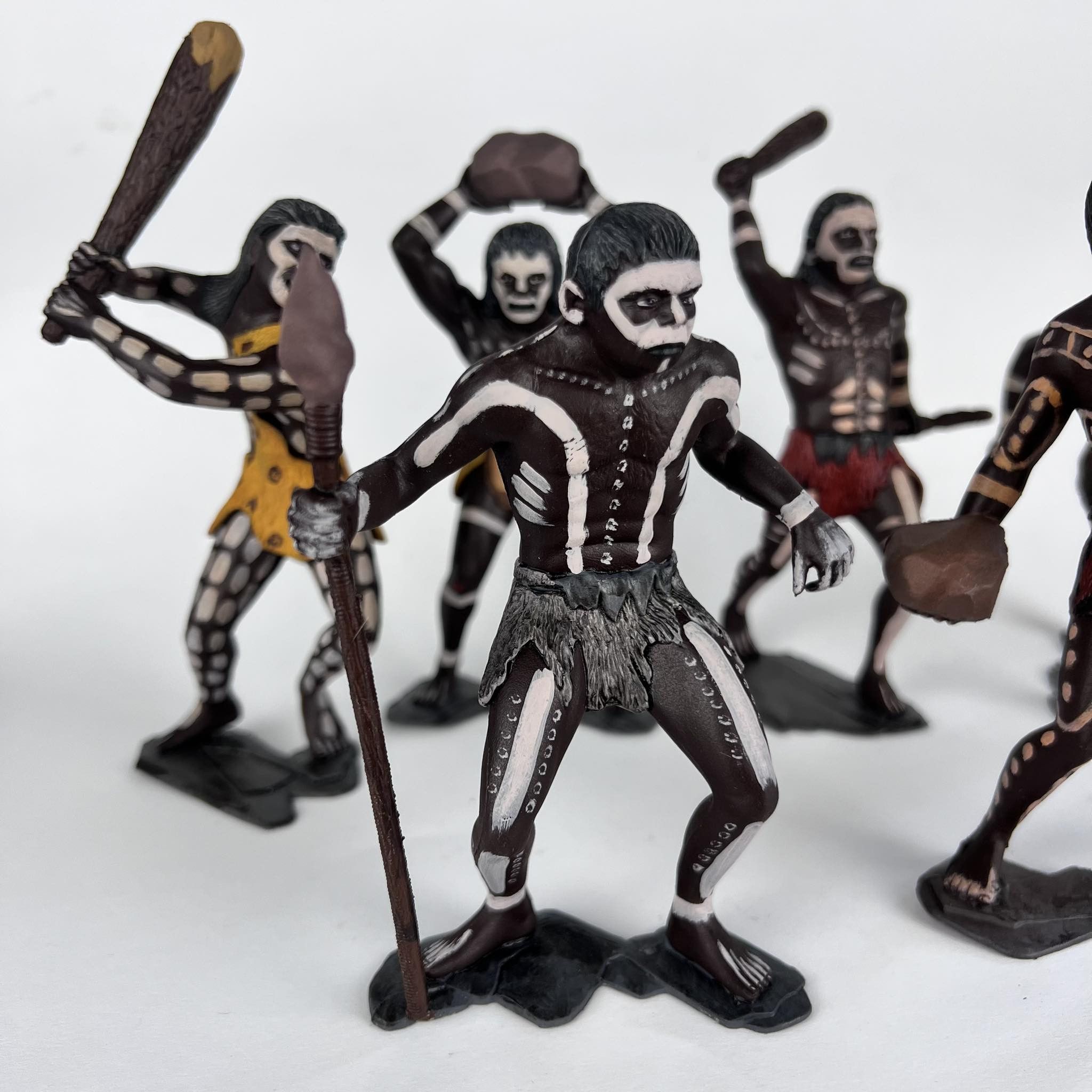 Vintage Vintage Soviet Plastic Set of 6 Soldiers Natives Savages Size ONE SIZE - 1 Thumbnail