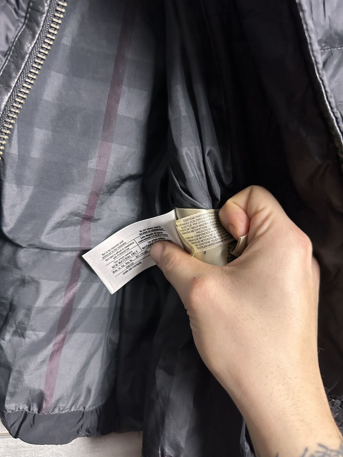 Burberry Burberry Brit Cropped Bomber Jacket Size L / US 10 / IT 46 - 11 Thumbnail