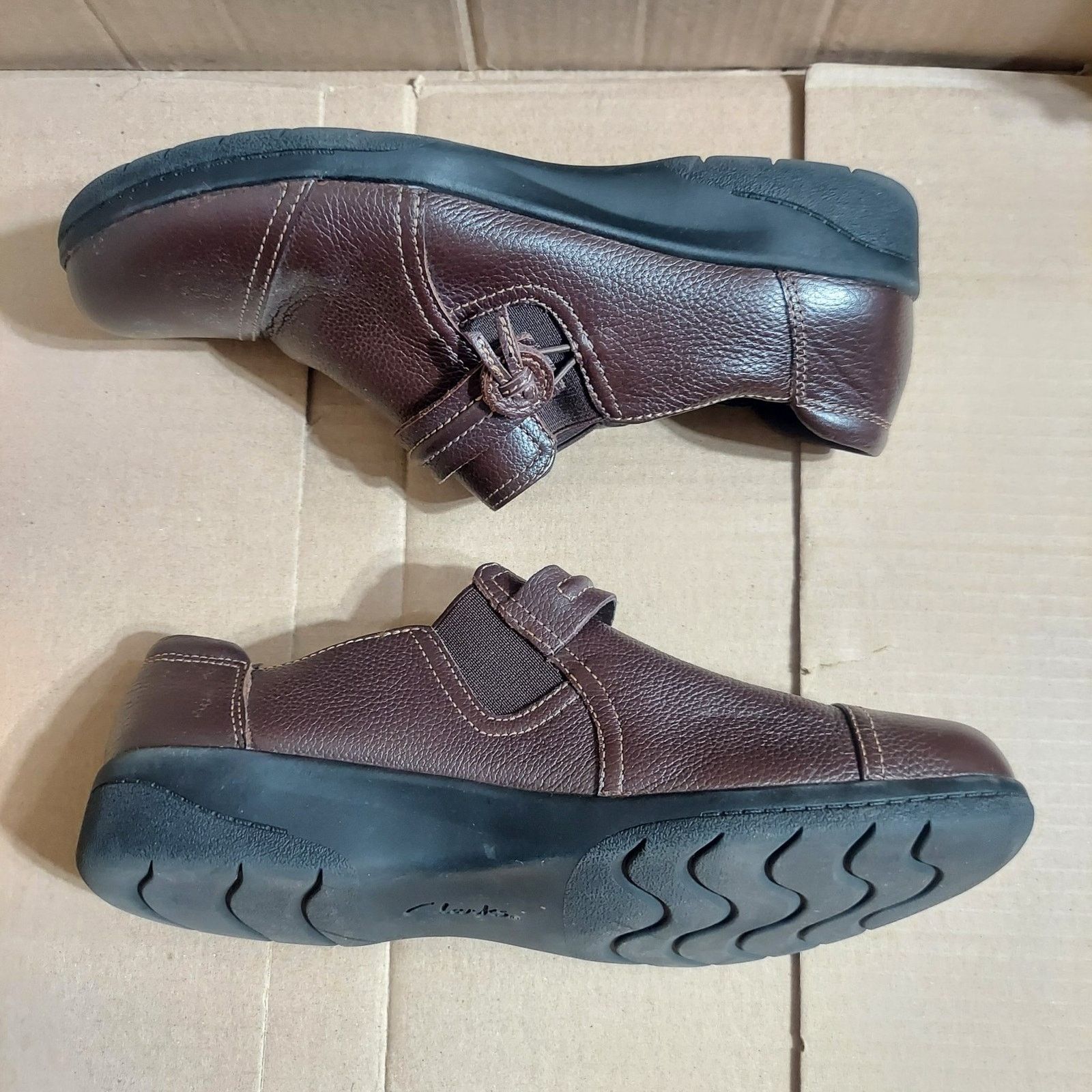 Clarks Clarks Women's US 9 M Brown Leather Slip On Loafers EUC Size US 9 / IT 39 - 6 Thumbnail