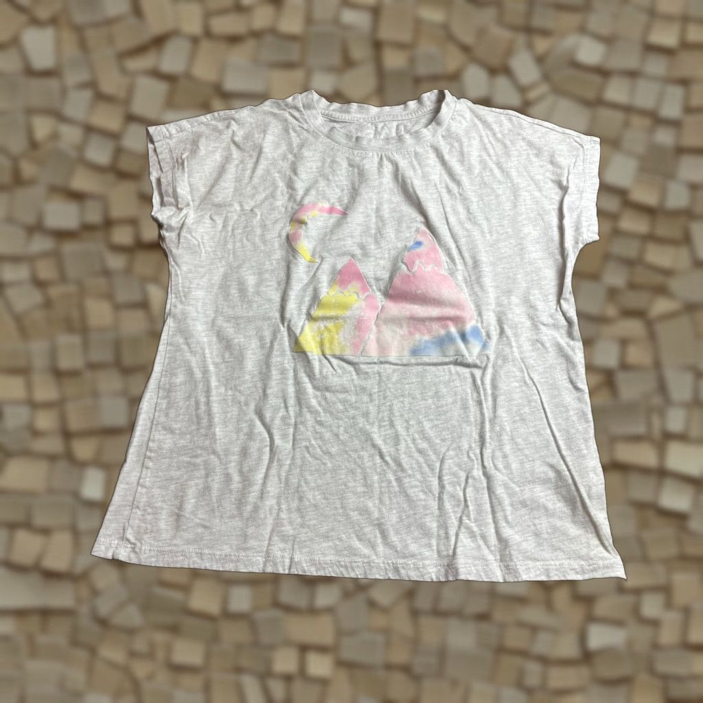 Vintage **ZYIA Active Gray Women's Size Small Mountain Print T-Shirt** User: ZYIA Active Gray Women's Size Small Mountain Print T-Shirt Size S / US 4 / IT 40 - 1 Thumbnail