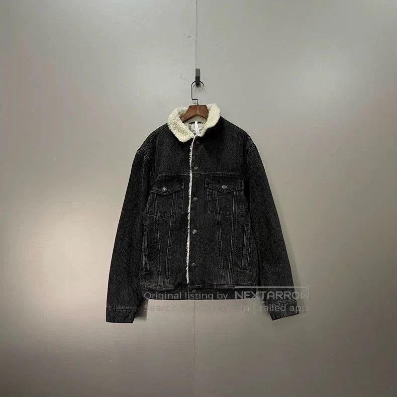 Balenciaga Balenciaga Black Denim Shearling Jacket. Size US M / EU 48-50 / 2 - 1 Thumbnail