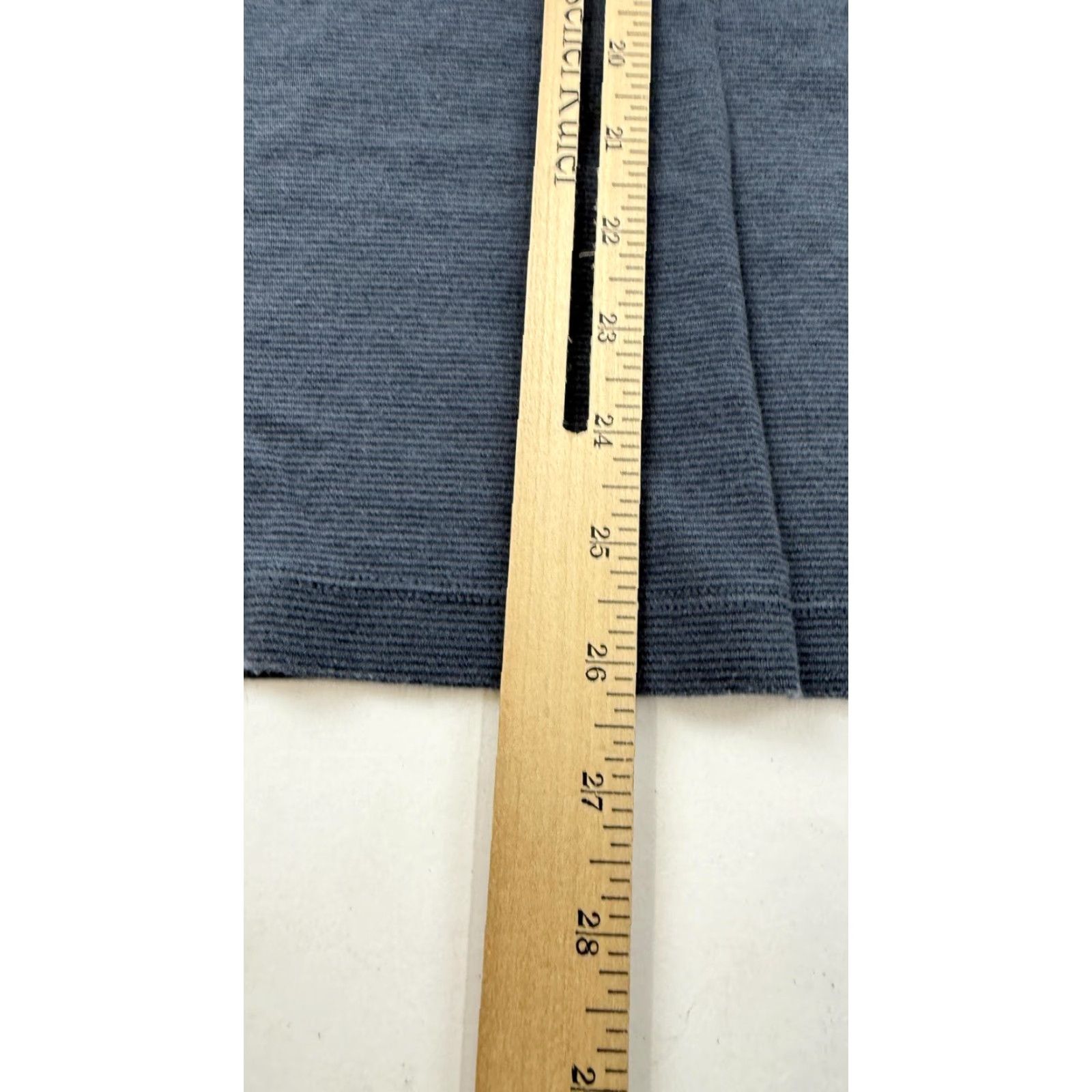 Banana Republic Banana Republic Shirt Mens XL Blue Luxe Touch Performance Tee Cotton Crewneck Shirt Mens XL Blue Luxe Touch Performance Tee Cotton Crewneck Size US XL / EU 56 / 4 - 7 Thumbnail