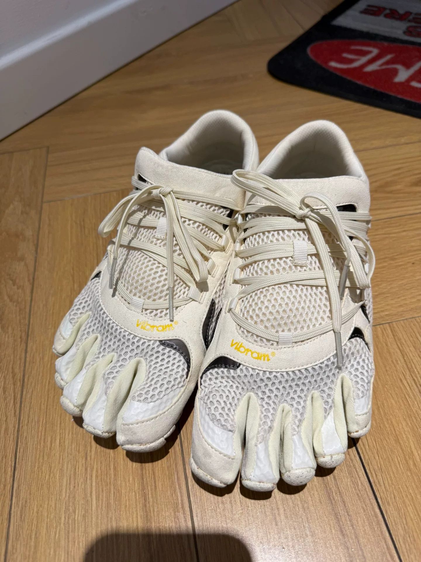 Vibram vibram five finger fitness shoes for men Size US 9 / EU 42 - 1 Thumbnail