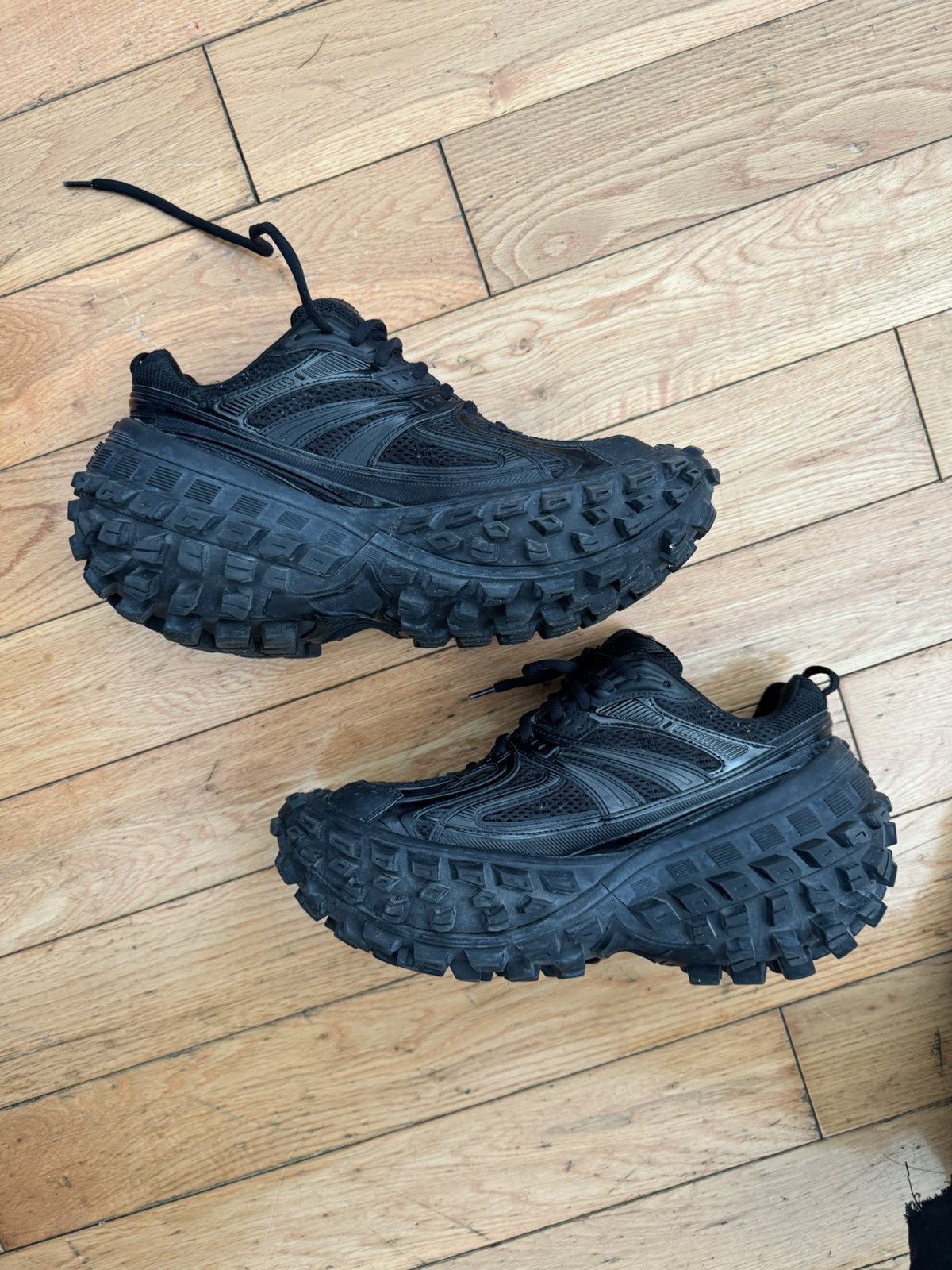 Balenciaga Balenciaga Defenders Size 9 Size US 9 / EU 42 - 10 Thumbnail