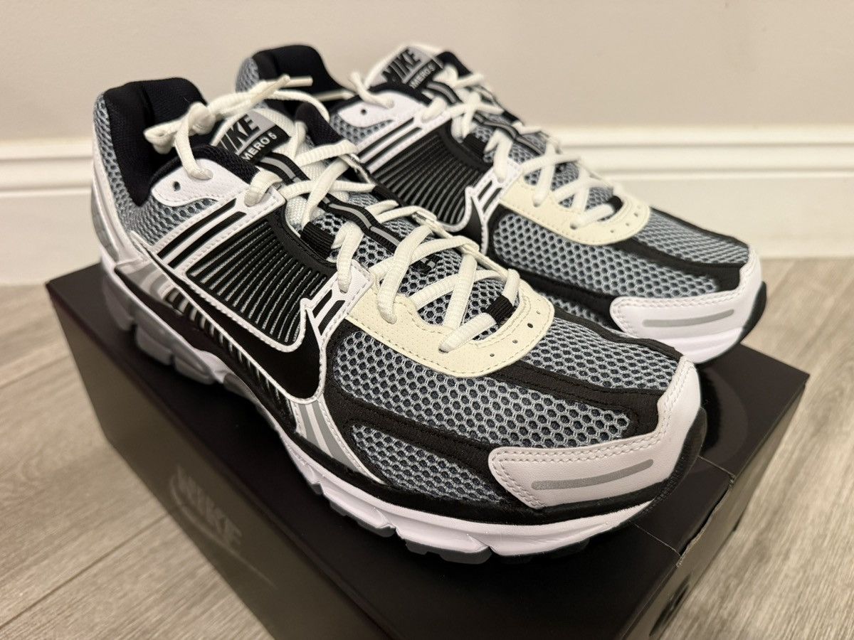 Nike Nike Air Zoom Vomero 5 SE SP Dark Grey Black White Size 12 Size US 12 / EU 45 - 3 Thumbnail