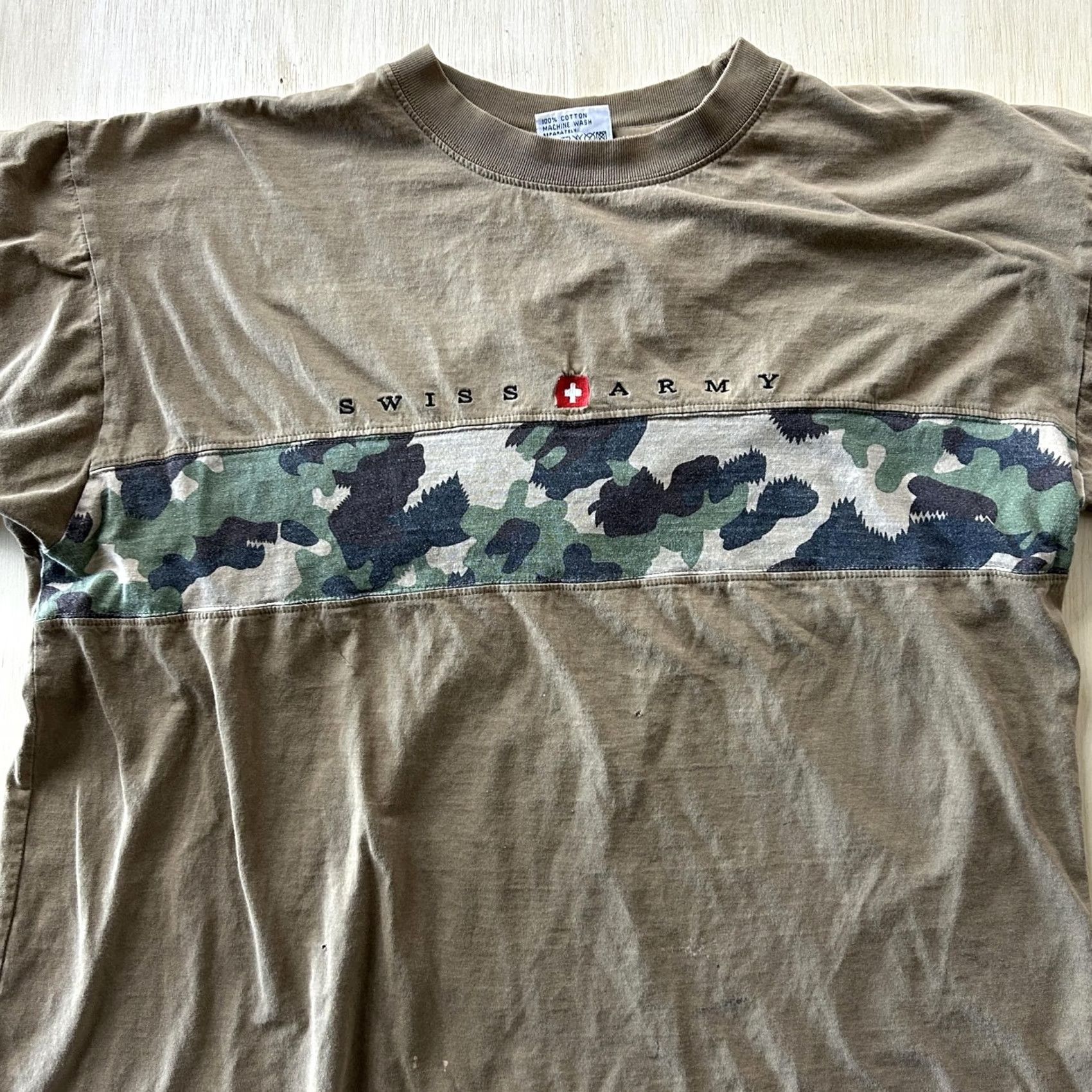 Logo 7 VINTAGE PROMOWEIL Mens Large Brown Camouflage Swish Army Logo Short Sleeve Tee Size US 33 - 2 Thumbnail