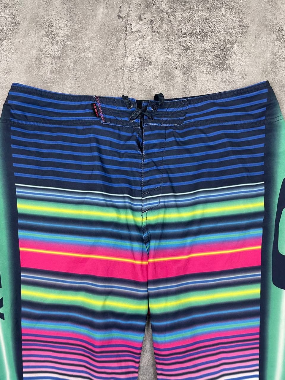 Oakley Oakley Men Board Shorts Surf Swim Multicolor Striped SizeW36 Size US 36 / EU 52 - 2 Thumbnail