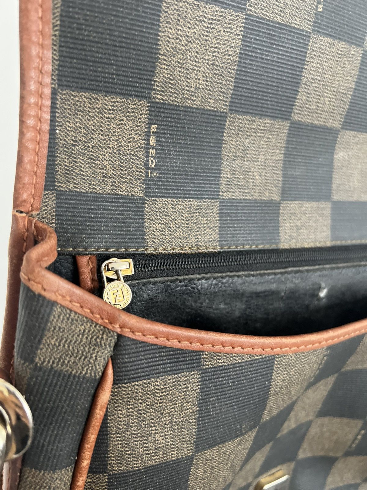 Fendi Unique piece vintage Fendi bag with chipmunk leather rare Size ONE SIZE - 9 Thumbnail