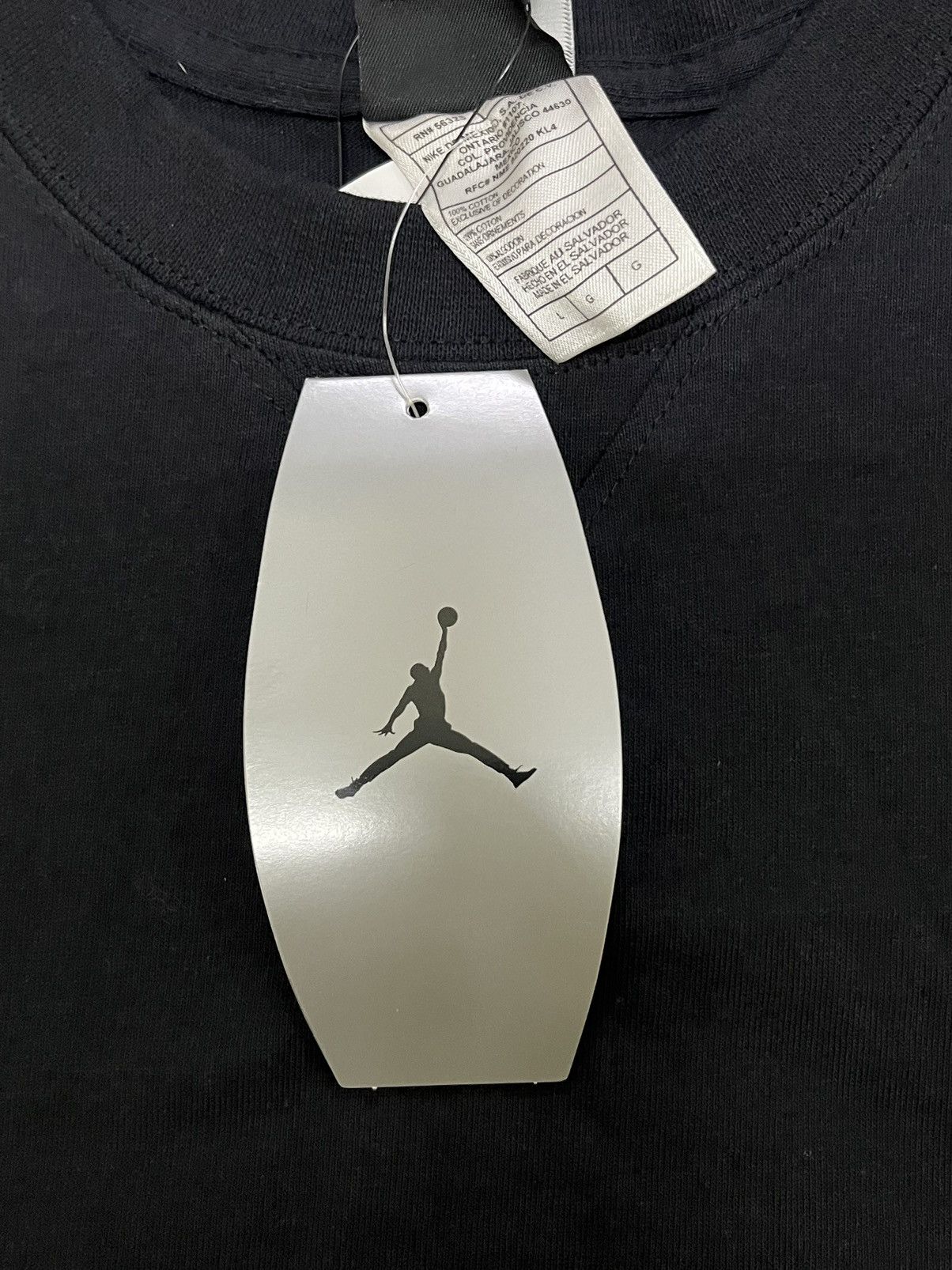 Jordan Brand Vintage 2001 deadstock jordan shoes hanging tshirt Size US L / EU 52-54 / 3 - 8 Thumbnail