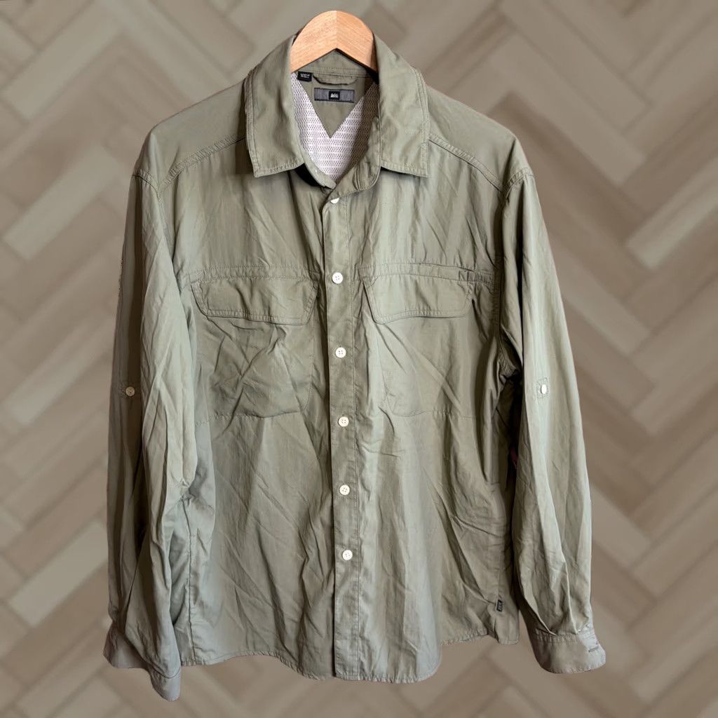 REI Mens L Sahara Tech Button Up Shirt Green UPF 50+ Vented Long Sleeve Rock Outdoor Hiking Camping Bar?