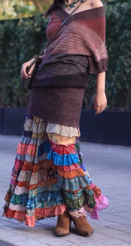 Vivienne Westwood Vivienne Westwood Knitted Asymmetric Ethnic Style Planet E Size M / US 6-8 / IT 42-44 - 6 Thumbnail