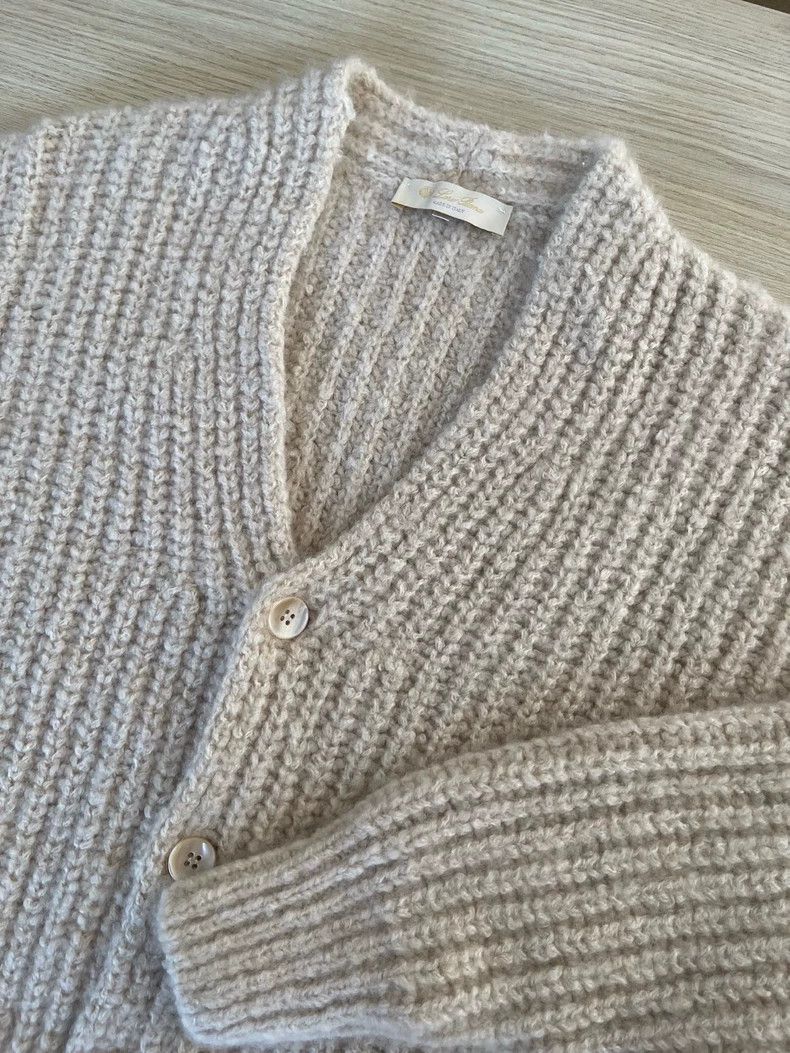 Loro Piana LORO PIANA Classic cocooning milk tea color cardigan Size XS / US 0-2 / IT 36-38 - 5 Thumbnail