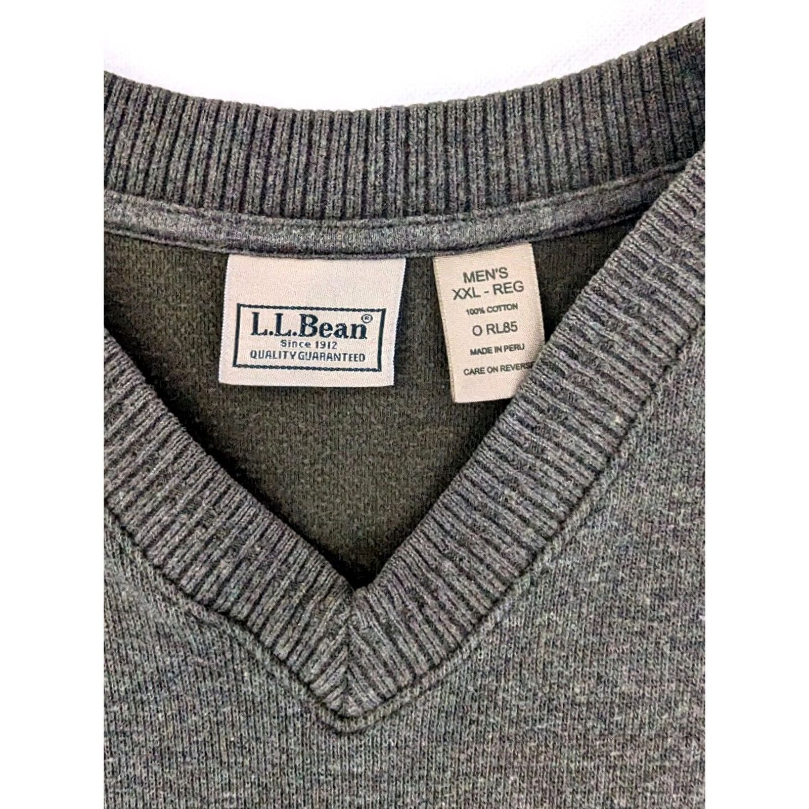 Vintage L.L. Bean V-Neck Pullover Sweater Mens 2XL Green Cotton Long Sleeve Classic Solid Knit Pullover Slope/Classic Fit Mens Size US XXL / EU 58 / 5 - 2 Thumbnail