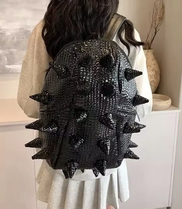 Japanese Brand × Vintage Hedgehog Shape PU Backpacks Size ONE SIZE - 2 Thumbnail