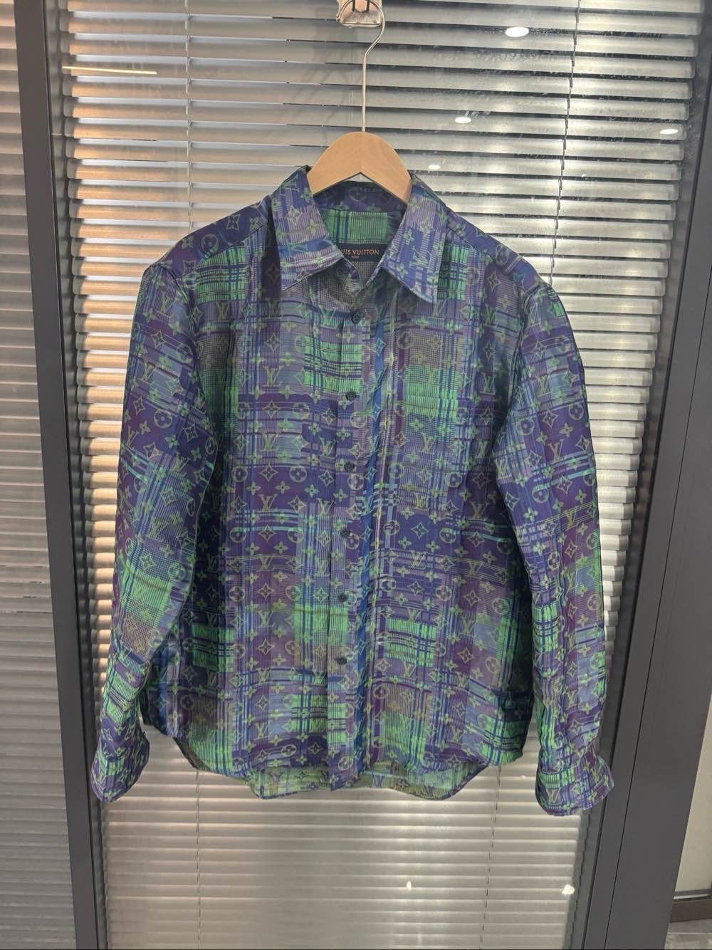 Louis Vuitton Louis Vuitton Monogram Neon Checkered Shirt Size M Size US M / EU 48-50 / 2 - 1 Thumbnail