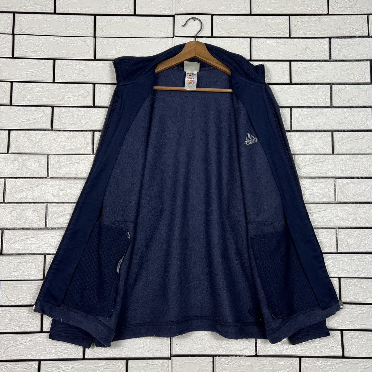 Adidas Y2k Vintage ADIDAS Embroidered Logo Fleece Jacket #4287-C195 Size US L / EU 52-54 / 3 - 12 Thumbnail