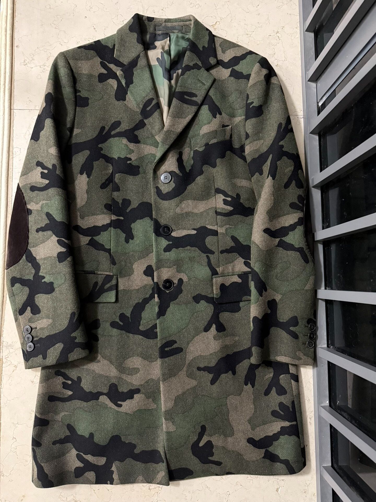 Valentino Valentino Runway Camo Wool Coat 48 Size US M / EU 48-50 / 2 - 1 Thumbnail