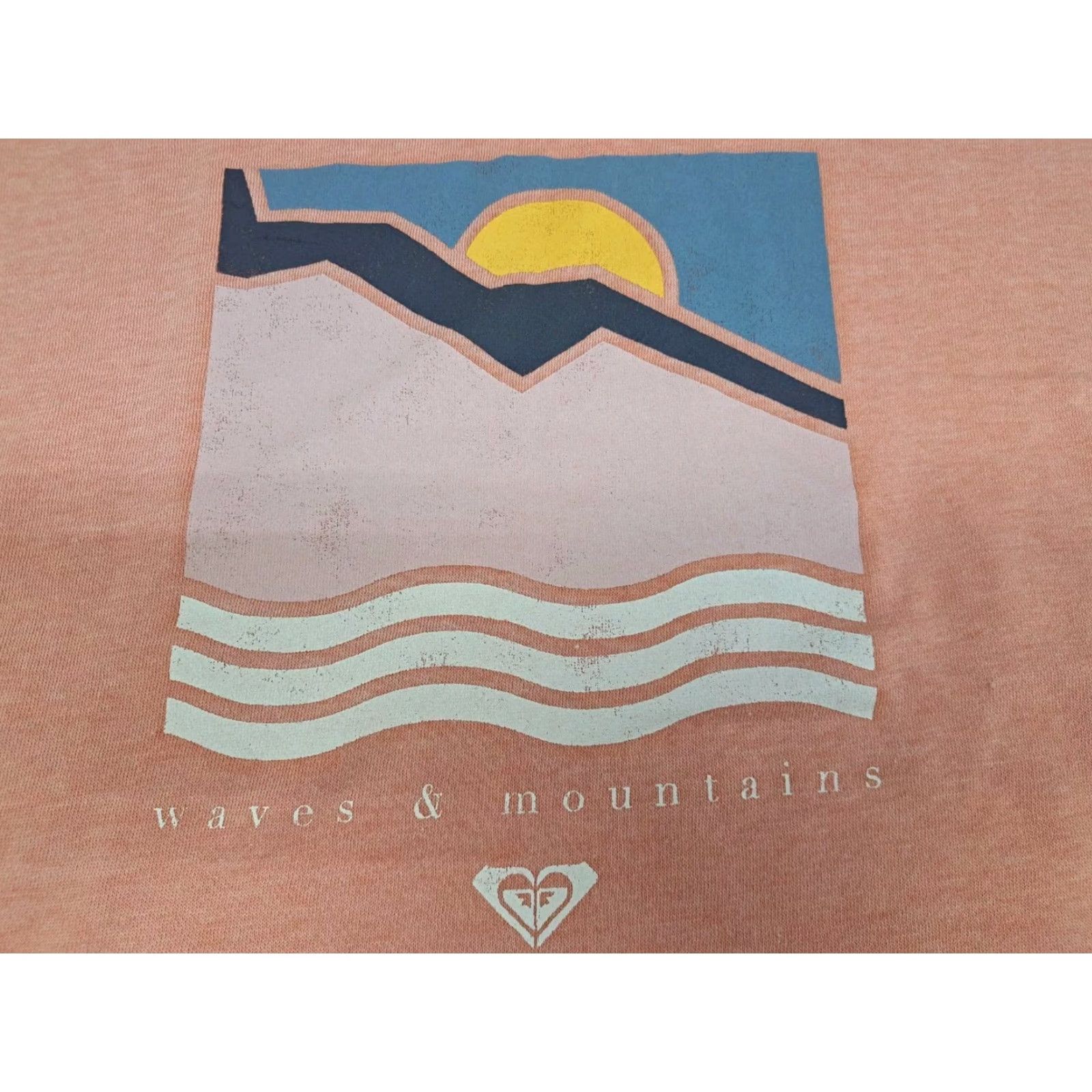 Vintage ROXY Sweatshirt Long Sleeve Pullover Orange Size L Women Beach Waves Mountains Logo Fleece Knit Graphic Print Size L / US 10 / IT 46 - 7 Thumbnail
