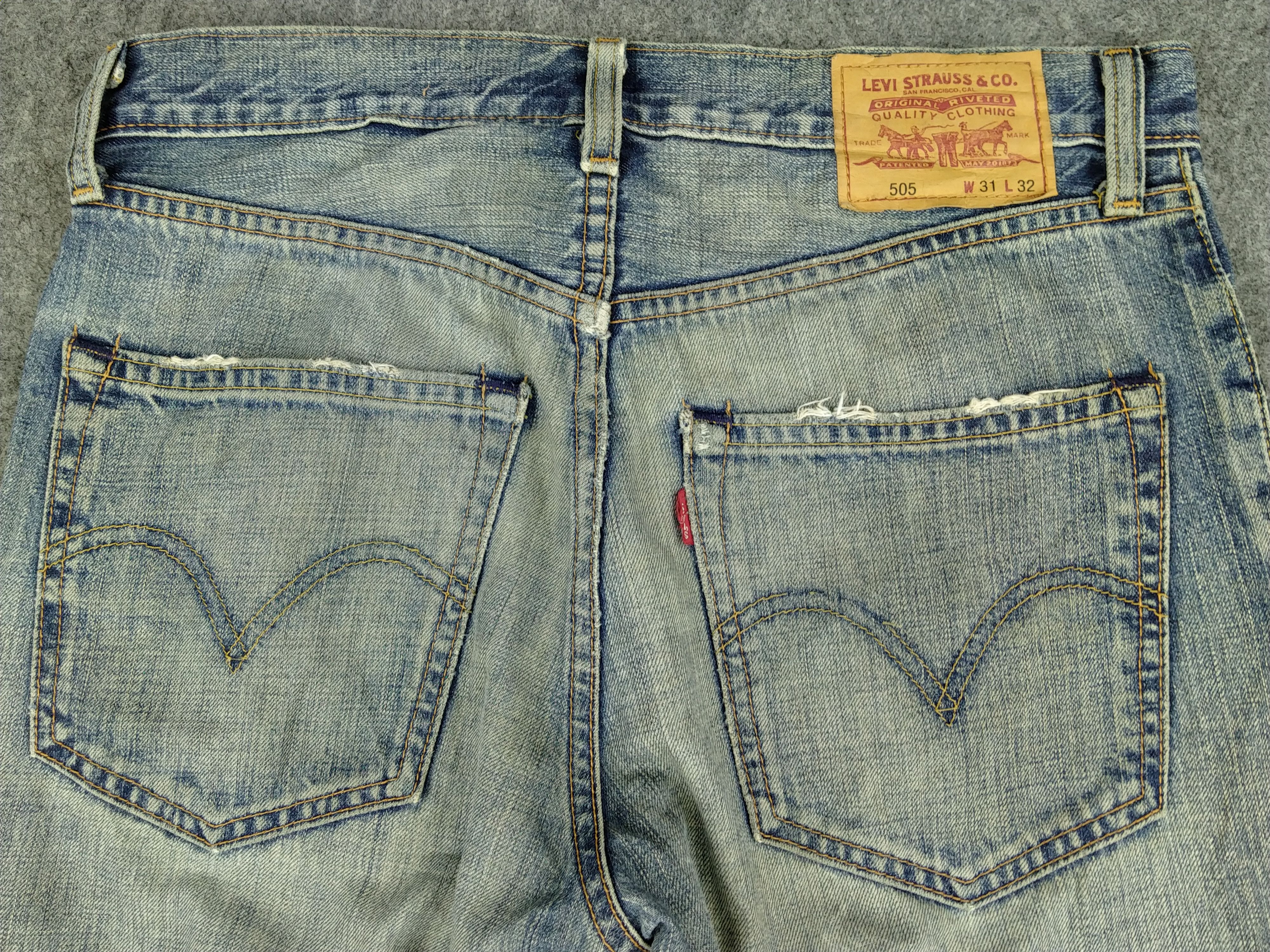 Japanese Brand Distressed Indigo Vintage Levi's 505 32x32.5 Denim JN939 Size US 32 / EU 48 - 4 Thumbnail