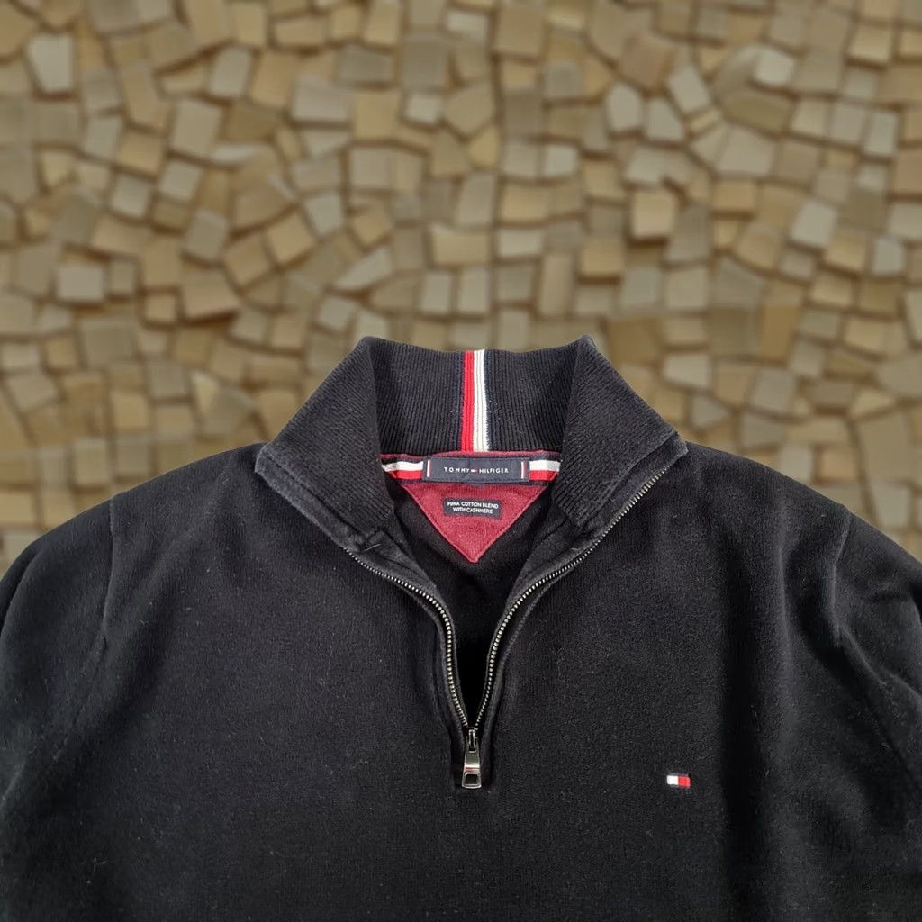 Tommy Hilfiger Tommy Hilfiger Mens Jumper Black L Zip Neck 1/4 Zip Knit Cotton Cashmere Henley Size US L / EU 52-54 / 3 - 1 Thumbnail