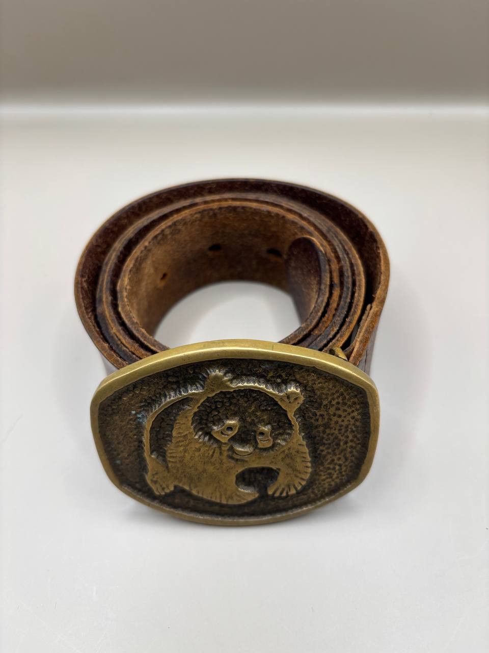 Vintage Vintage Panda Buckle Distressed Leather Belt Size ONE SIZE - 1 Thumbnail