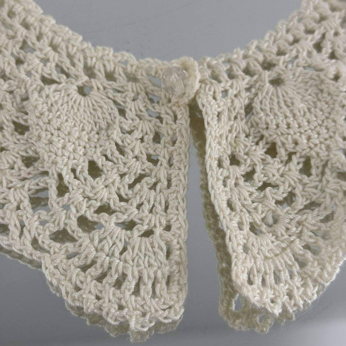 Vintage Vintage Handmade Ivory Crochet Lace Victorian Doily Collar Size ONE SIZE - 3 Thumbnail