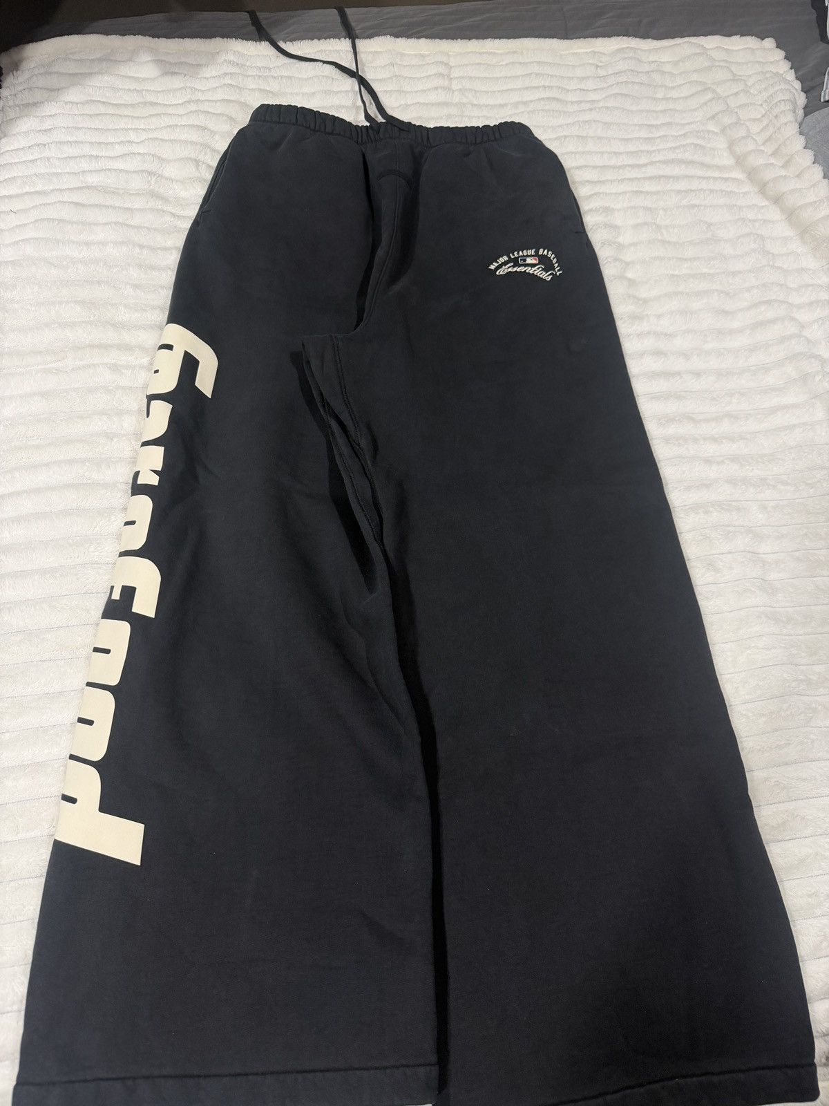 Other Essentials Fear of God MLB Sweatpants Size US 34 / EU 50 - 1 Thumbnail